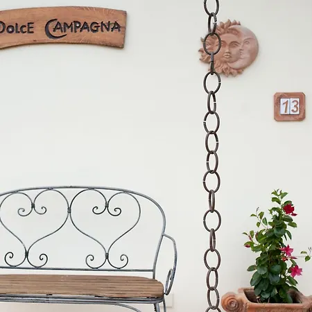 Dolce Campagna 住宿加早餐酒店 萨兰