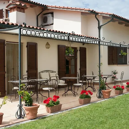 לינה וארוחת בוקר Dolce Campagna *